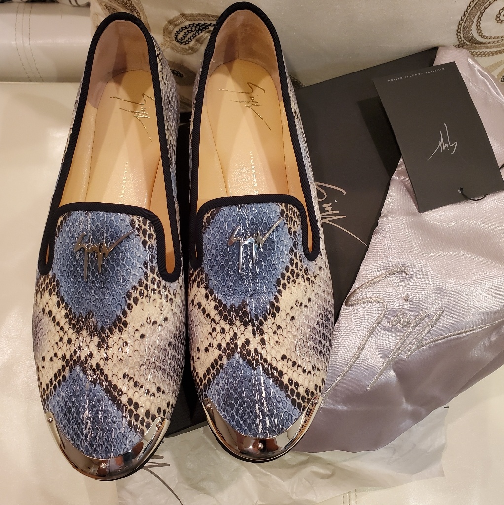 Guiseppe Zanotti Flat Shoes